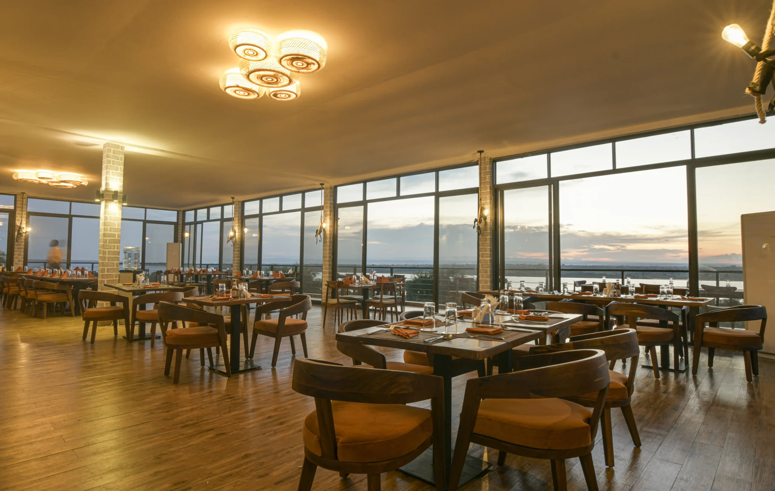 Pakuba safari Lodge