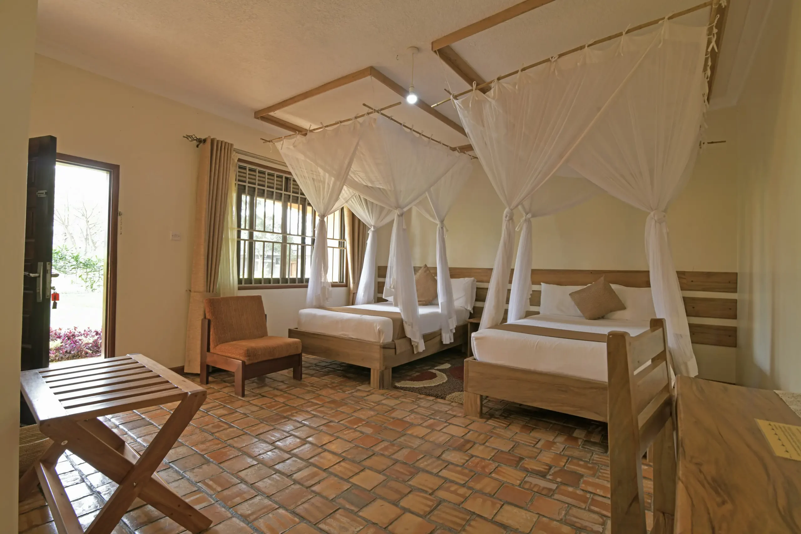 Mpogo Safari Lodge