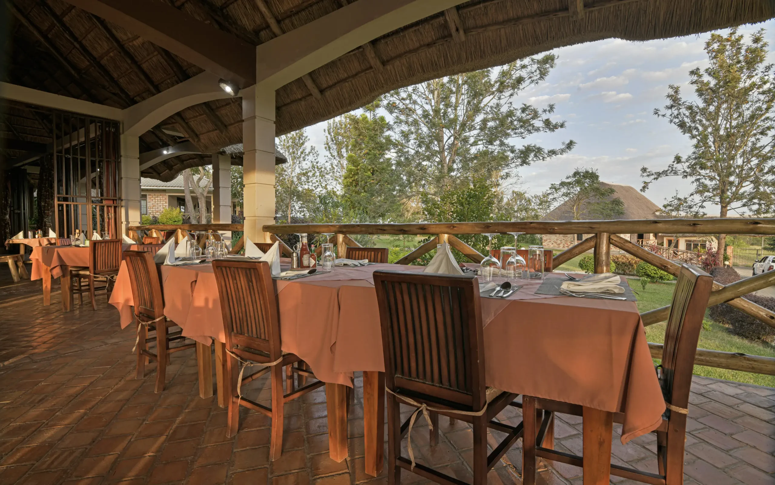 Mpogo Safari Lodge