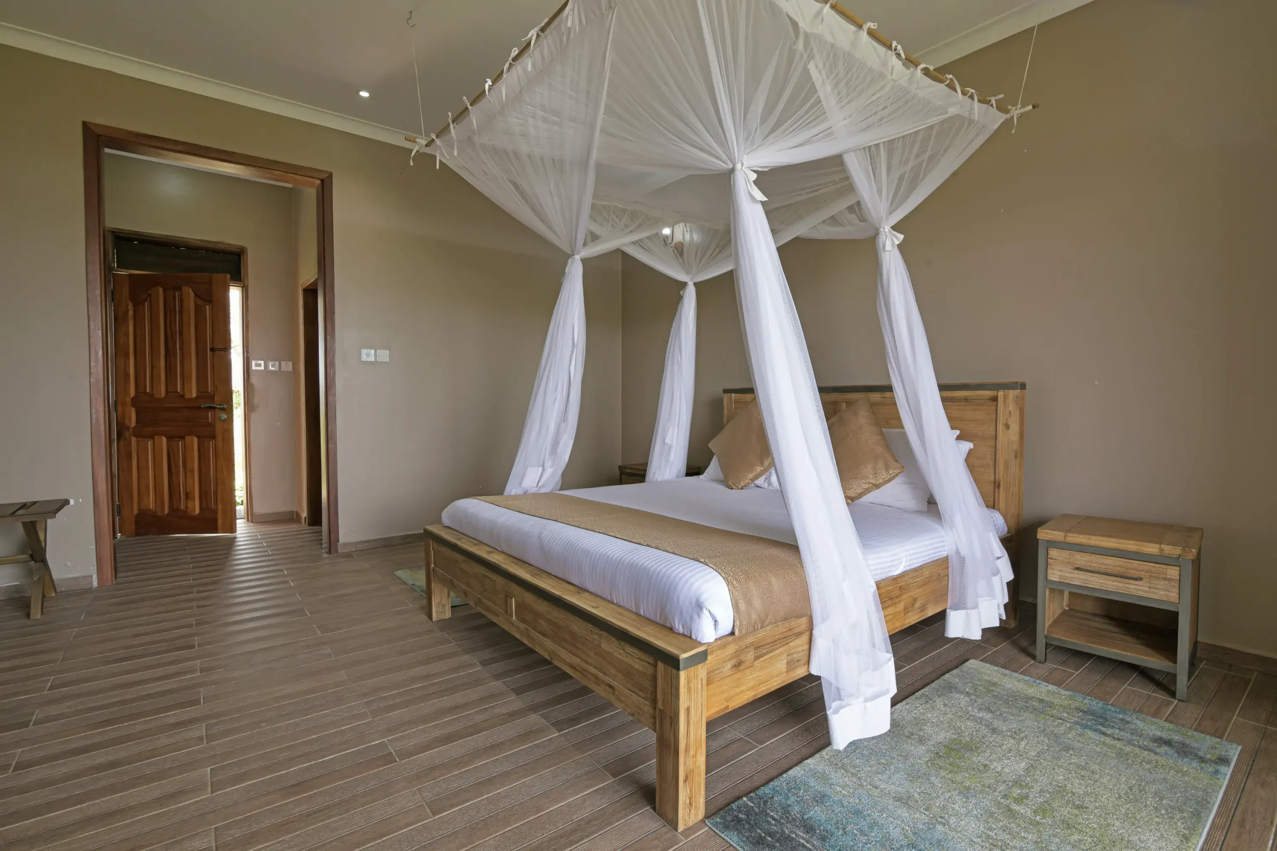 Mpogo Safari Lodge