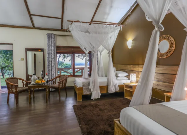 Pakuba safari Lodge